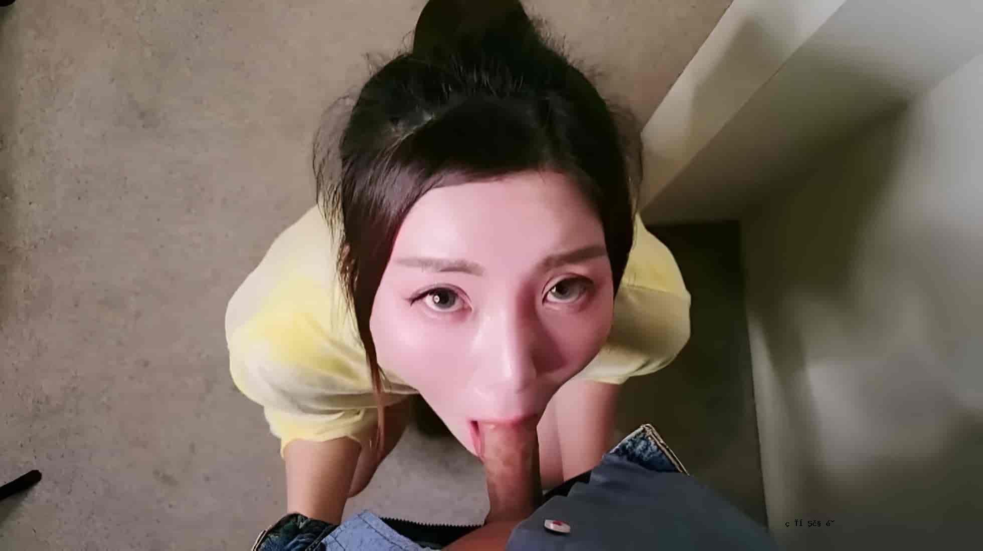 孤独的已婚女人嘴里是水管工！